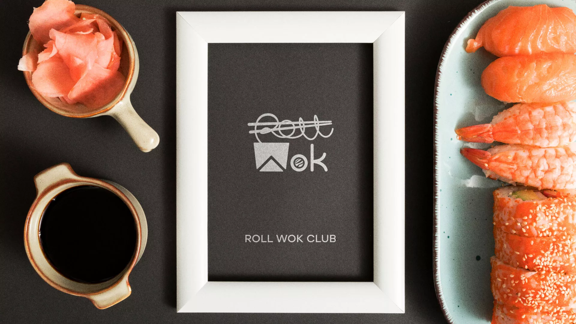 Разработка логотипа суши-бара «Roll Wok Club» в Сергаче
